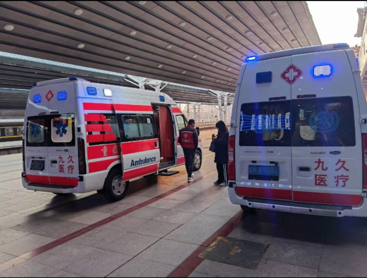 聂拉木县救护车长途转运